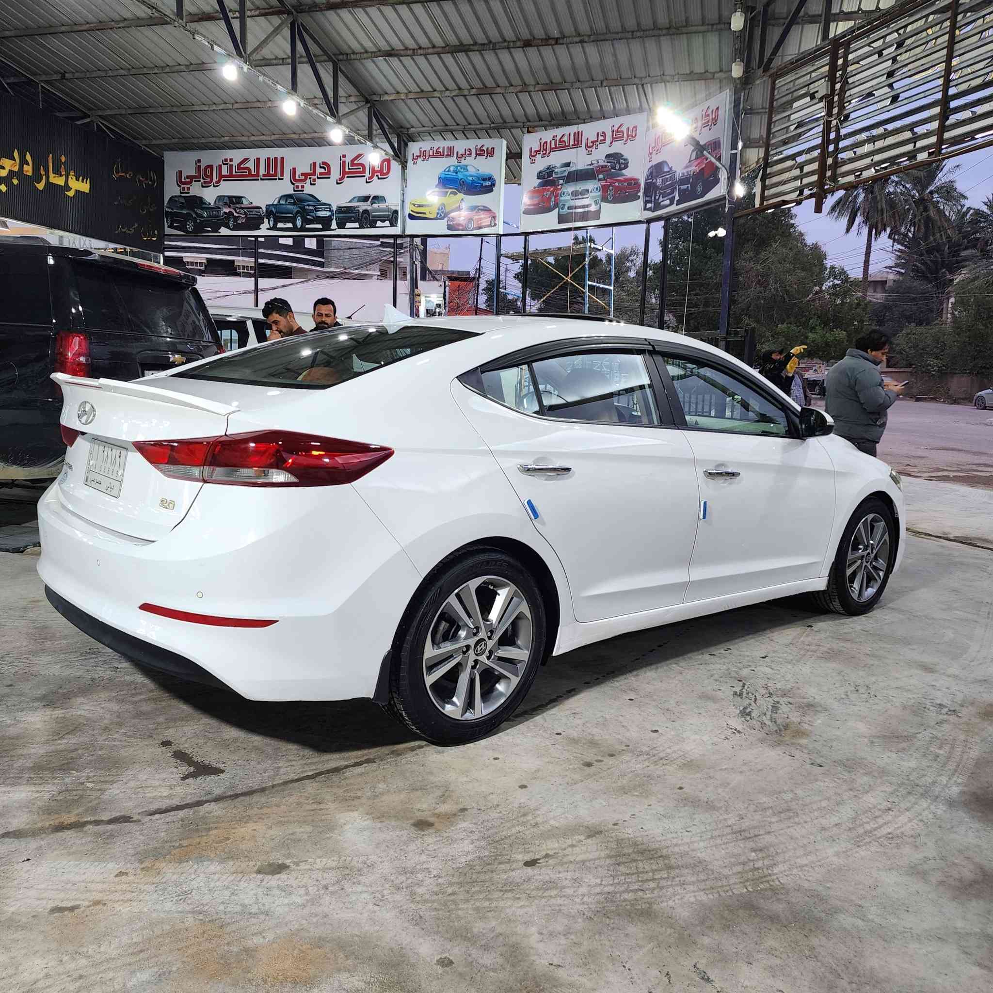 السلام عليكم النترا للبيع 2018 خليجيه سياره احلى من صور رقم ديالى السعر وتفاصيل والملاحظات بالخاص ***********
