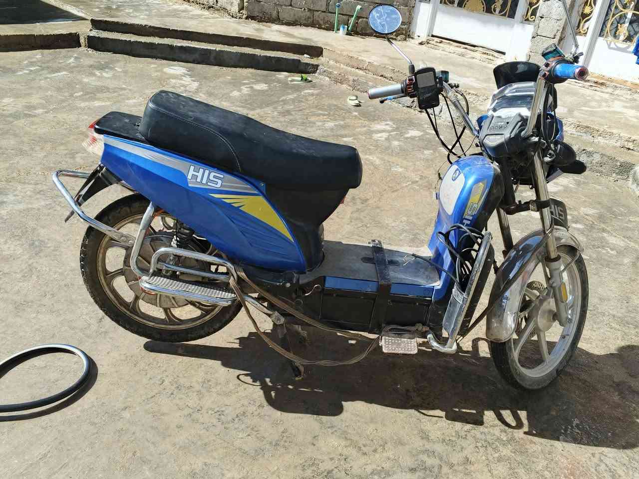 السلام عليكم اخوان موطور HlS موطور جديد شرط بس بطاريات واكفه السعر خاص او ***********
