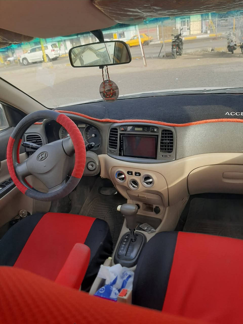 اكسنت موديل ٢٠١٠ خليجي تبريد تدفئه شغال خير َمن الله  كهربائيات كلها شغاله صدر كير محرك حجم ١٦
رقم اربيل جديد دفتر بانزين بيها كامل الضرر ابيع احزام ومبدل سقف بدون كص تكم شرط التحويل والكص 
٦٨ قفل 
***********
