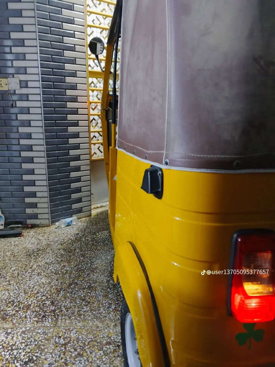 سلام عليكم تكتك لبيع مديل 18كفاله عامه كشر ومكينه مكفوله مكفوله تكتك مال جناي عنواني بغداد سعره 600/5 رقمي.

*********** متواجد وتساب
