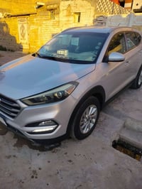 توسان امريكي • ٢٠١٦ • حادث امامي