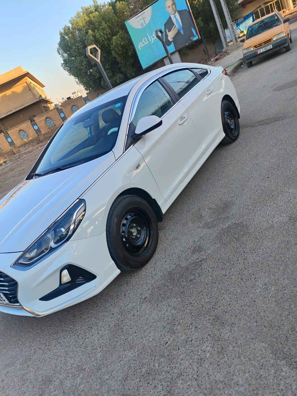 سلام عليكم موديل 2023 جازه لف ماتخسر عليه جازه من كلشي رقم بغداد مكاني ديوانية وسعر 165 تخم تاير ويل ياباني أصلي لستفسار *********** لموشراي لايعال رجان
