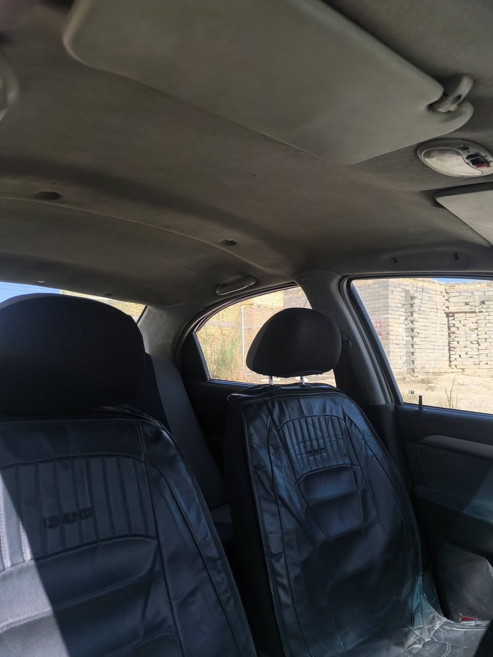 افيو مديل ٢٠٠٧ سيارة جاهزة 
كير مكينة جدد كير عادي السيارة مسكر  
السيارة جاهزة خير من الله كهربائيات كلشي شغال بيه 
رقم صدامي وعليها غرامات ٥٠٠ وذا اكثر عليه 
راعي موجود ويداور راعيه بكربلاء 
ترايك للبصرة شرط 
***********
