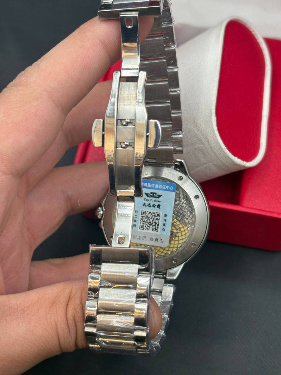 تاريخ
موديل كارتير 
تاريخ 
ظهر كشف 
كوالتي عالي جداً 
وزن ثقيل 
حركة المكينة ماطور 
السعر ٣٥ والتوصيل مجاني


**إذا كنت صاحب هذا الإعلان وتريد حذفه لأي سبب، رجاءا أرسل رسالة إلى الدعم الفني**