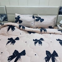 غرفة نوم • ٧قطع • استعمال قليل