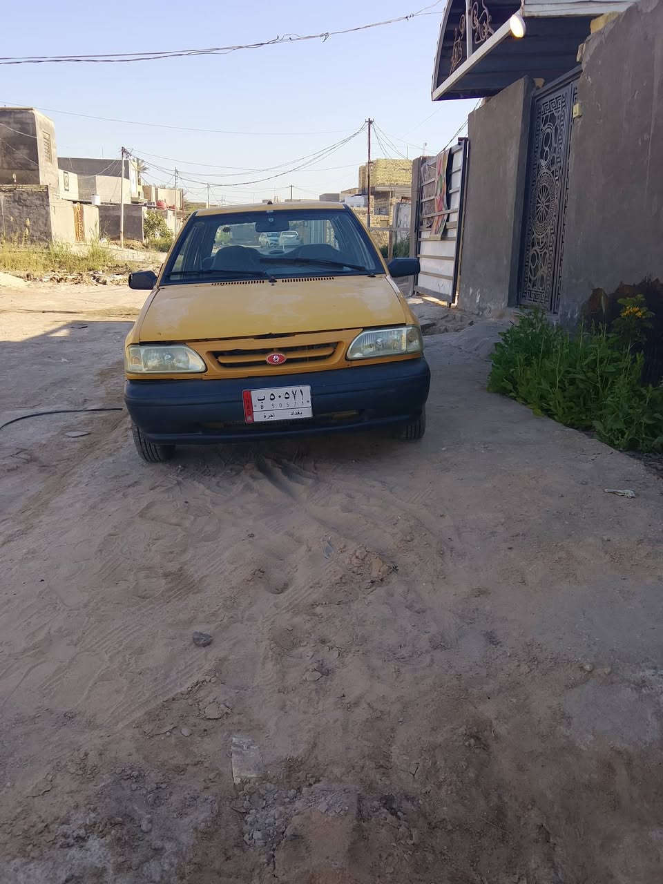 مديل 2012 كير مكينه شواصي مكفولات حداديه جديده تخم تاير سنويه لل 27 
مكان سياره ديوانيه قضاء دغاره 
***********
