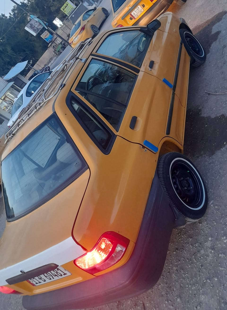 سايبا 12 سياره كفاله من ضربه وتبديل شواصي شركه اذا بيهن شخط الشواصي تاخذها بلاش مكينه كير كفاله صدر جديد تخم تاير جديد الاصلي شاده بارحه دوشمه مدوشمه مصفره من كلشي السعر 28 وبيها مجال حك الجيه هاتف ***********
