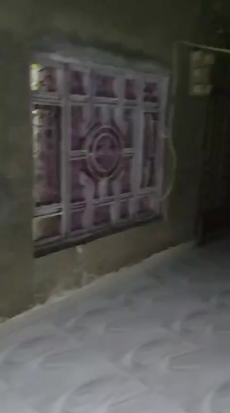 🏡✨ دار للبيع – فرصة مميزة ✨🏡
📍 الموقع: أبو الخصيب – شارع كوت الثويني
📐 المساحة: 161 متر
🏠 النوع: طابو صرف – طابقين
🔻 تفاصيل الدار:
🔹 الطابق الأرضي:
🛏️ غرفة
🍳 مطبخ
🛋️ صالة + استقبال
🚿 ملحق صحيات
🔹 الطابق الثاني:
🛏️ 4 غرف نوم
🛋️ صالة
🚿 ملحق صحيات
🔸 المجموع:
🛏️ 5 غرف
🚿 3 حمامات (2 داخلي + 1 خارجي)
🍳 مطبخ كبير
💰 السعر: 140 مليون (قابل للتفاوض)
📞 للاستفسار:
***********
🔥 فرصة ممتازة للسكن العائلي 🔥
📲 تواصل الآن ولا تضيع الفرصة
