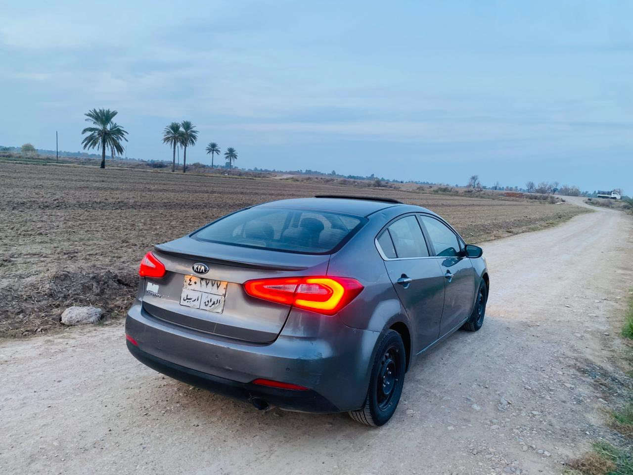 سيراتو موديل 2015
بيه قطعتين صبغ بدون دواخل
السعر 113بيه مجال
مكاني واسط الزبيدية 
***********
