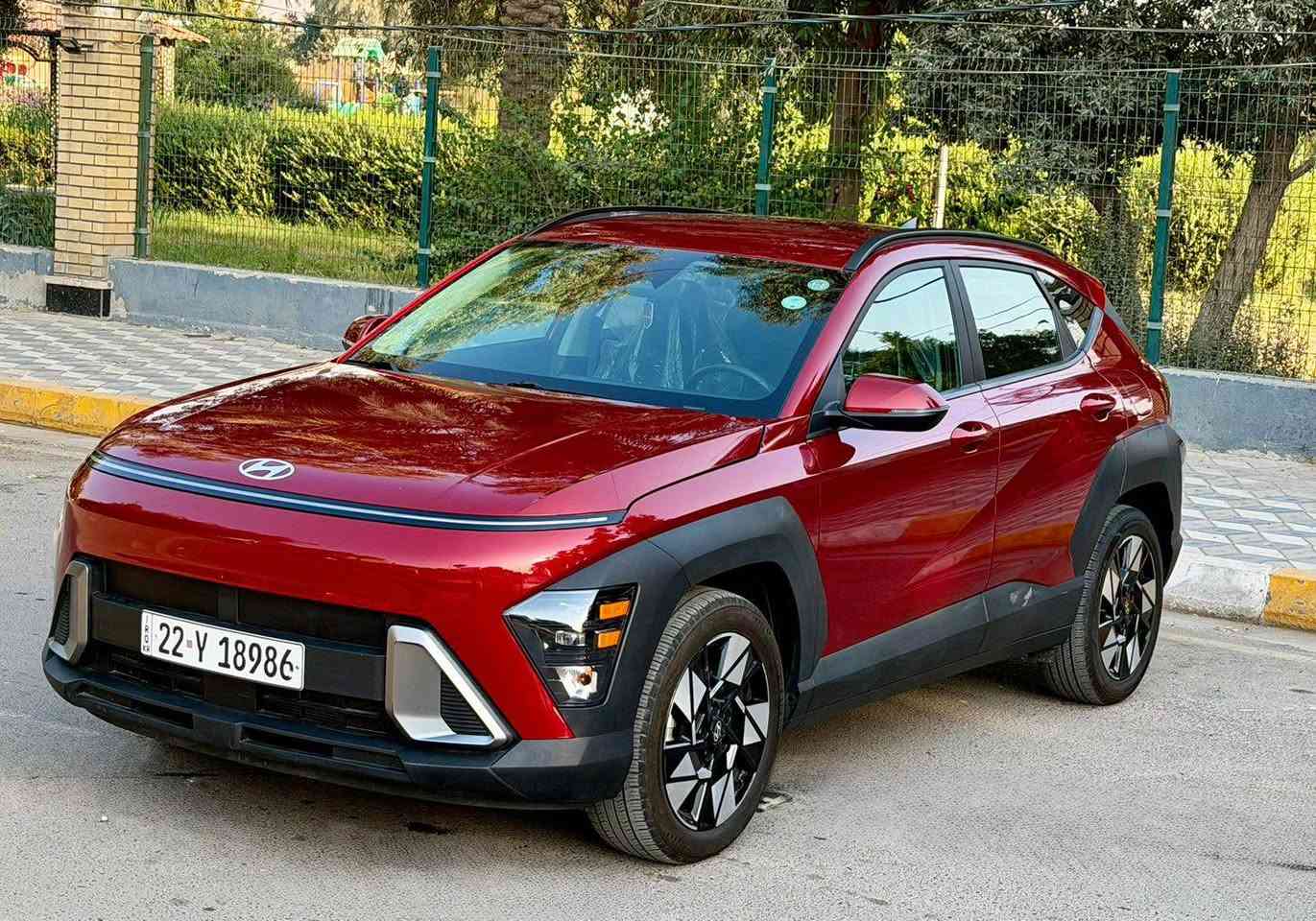 للبيع فقط بدون مراوس

هونداي كونا 2024

ماشية (22) الف فقط جديده بوضع الزيرو  مرقمه اربيل تحويل وكاله مضمون حادث كلش بسيط 
نص باب مصبوغ فقط ايرباك برده فقط 

مواصفات 
بصمة تشغيل
وبصمة ابواب
محرك 2000 دوش
كاميرة دواره
تبريد قطعتين امامي وخلفي
شاحن لاسلكي 
ويل كب كروم
كشنات كهربائي
مصابيح LED أمامية.
مصابيح LED خلفية.
أضواء ضباب.
أضواء LED ساطعة خلال النهار
نظام الدخول الذكي.
نوافذ كهربائية.
مداخل تايبسي
حساسات خلفية لصف السيارة
نظامي  Android Auto و Apple CarPlay.
نظام الملاحة GPS.
اتصال Bluetooth.
اتصال USB.
نظام تثبيت سرعة ذكي.
تشغيل المحرك عن بعد.
نظام تثبيت السرعة.

عنواني بغداد العطيفيه

للأستفسار  ***********  

السعر ( 185 ) وبيهة مجال بسيط بغداد, العراق
