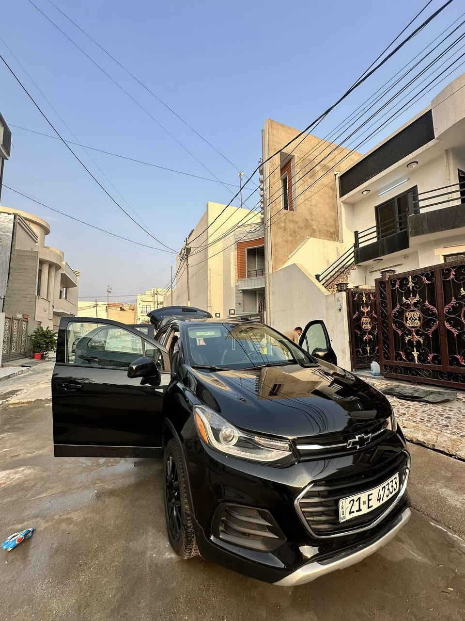 شوفرليت تراكس LTموديل 2022 سنويه ورقم جديد لل 2031 كشن كهربائي حساسات اطارات لايتات ليد 
سياره بيها قطعتين ماشيه 40 الف كيلو سعره 120 وبي مجال ومراوسه حسب القناعه مكان كركوك رقم الهاتف ***********
.
