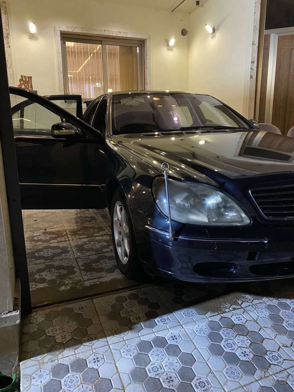 📌 مكلف بالنشر
غواصه 2001 مسجله 2005 اصولي 
رقم صلاح الدين تسجيل جديد
500 8 سلندر 
باب طويل 
مكان السياره الرمادي 
السعر  95 و بيها مجال بسيط 
للاتصال ‭0781 020 6004‬
