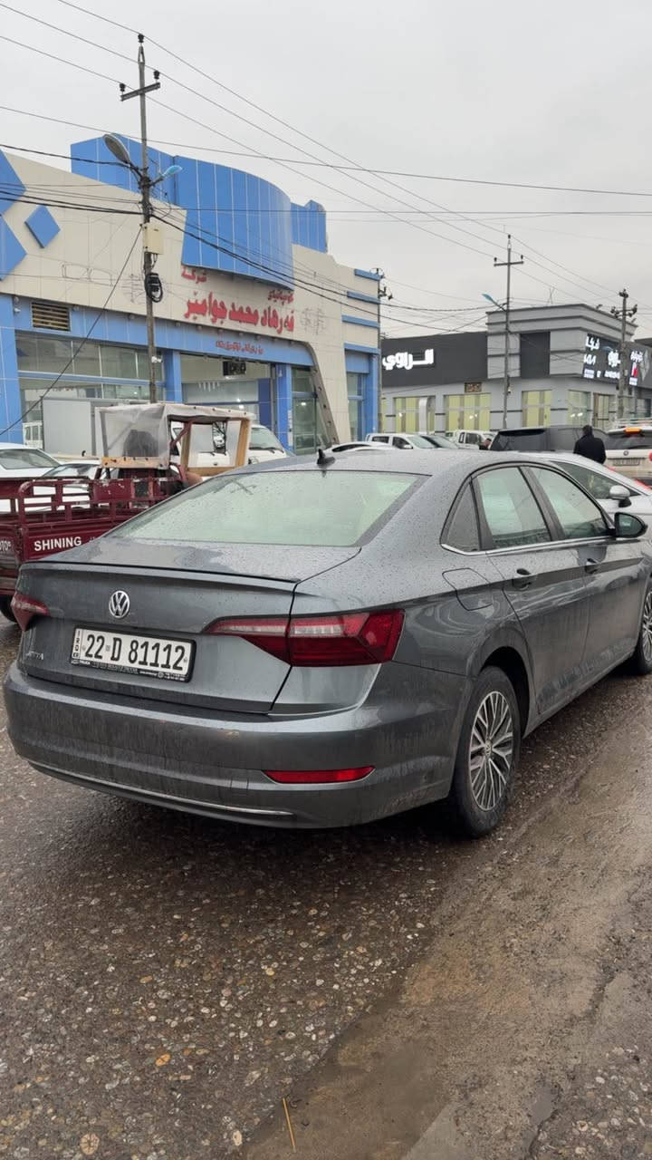 جيتا موديل2021
بس يه ك جاملخ بى ژوورى بى ارباك
رايته بيلدى ناوى به شه رت 
ناوكريمى ناو جلد بيش و بشت كبس
نرخ138$كمى مجال*********** أربيل, العراق
