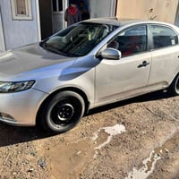 سيراتو2011  رقم بغداد أنكليزي تحويل مباشر بسمي  مكفوله من الضرر القوي ...