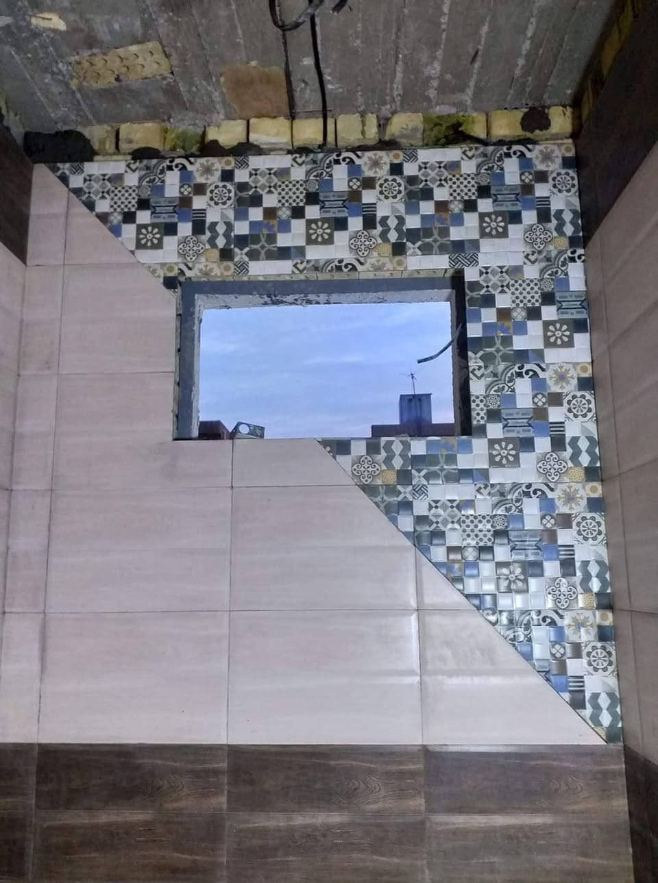 #موسئ_ابوفهد_الفراتي 🤍
✅ تطبيك انواع سراميك والبولسلين مع ضمان العمل  💯
✅ تنفيذ طلب الزبون بسرعة وإتقان
🔥 بطريقة حصريّة وذكية
👥 كادر مستمر ونعمل على جميع الممحفظاات سراميك بنواعهن  متفرغ حالين #بغداد شغل درجوله 

***********
