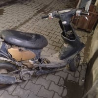 دراجه ناريه شغاله للبيع سرعة 60 السعر 50 المكان الحرية الاولى  الاتصال...