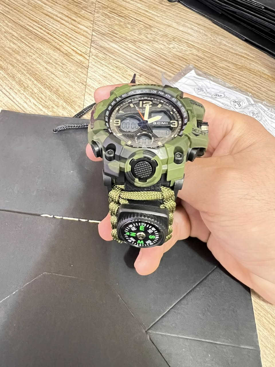 ساعه عسكريه اصليةتحتوي علئ 
شفره وصافزع ومقياس حراره وبوصله وايضا منبه
بسعر 20 الف


**إذا كنت صاحب هذا الإعلان وتريد حذفه لأي سبب، رجاءا أرسل رسالة إلى الدعم الفني**