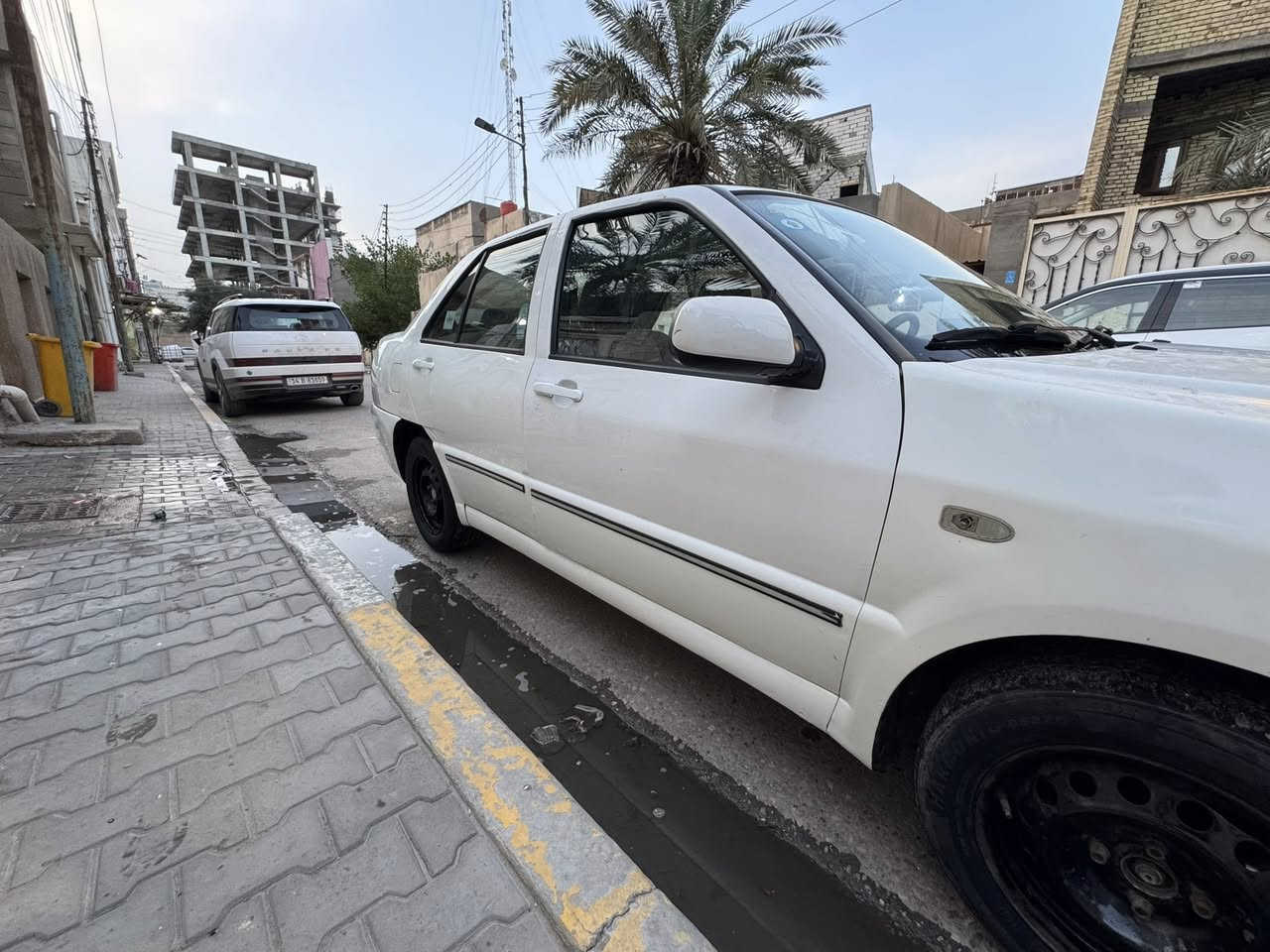 السلام عليكم
شيري كوين 2014 بأسمي تنتهي سنويته 2029
كير عادي تبريد شغال 
حداده نص عمر وبيها بعض تلحيضات
السعر 38 وبيها مجال 
العنوان البصره / القبله
***********
