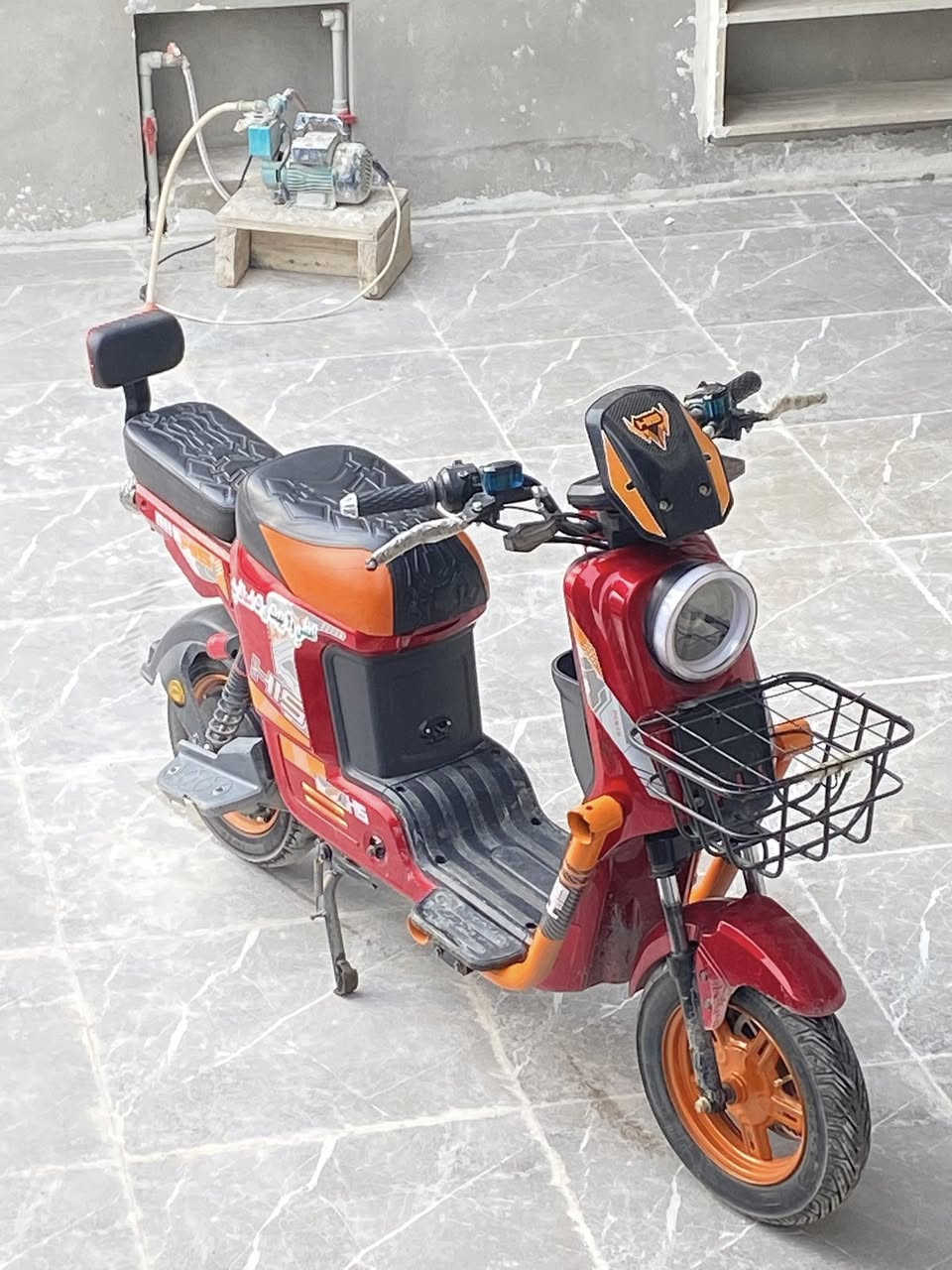 اسلام عليكم بايسكل شحن للبيع مواصفات 🔥
شركهH900 

5بطاريات الدبل من شركه ولي 

قوه الملف 2000

شاشه لقراءه العطلات 

اشاير يمن ويسار شغالات 

بلوتوث شغال 

سرعته 99 حقيقي 60 

استاند للتليفون وبيه قاعده لشحن التليفون 

البايسكل صبانه ما طاخته 

اي عيب ما بيه كله بل شرط 

السعر 480 وبي مجال للشراي 

مكاني كركوك دوميز 

متواجد خاص


**إذا كنت صاحب هذا الإعلان وتريد حذفه لأي سبب، رجاءا أرسل رسالة إلى الدعم الفني**