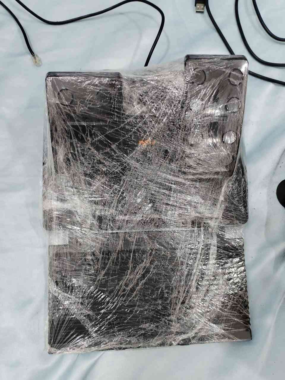 السلام عليكم  بلي فور سلم ذاكر 500  بلي لوك  يعني نضيف 100/100 كرتون جديد موجود مالته غراض كامله  /  ودركسون هم نضيف كلش استعمال سبوع  كلشي شغال واغراض كامله بس كرتون مو نضيفه كلش
لبيع او مراس ايفون 13او 14حسب القناعه
14اذ نضيف انطيف فرق قليل

مكان الديوانية  رقمي *********** او مراسله
