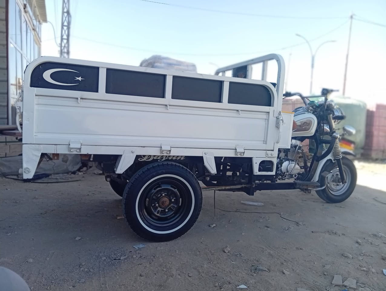 السلام عليكم ستوته للبيع 2020وكيل الكرار مكينه وكير وتواير ووياله وكهربايات ودشبول جديد  ستوته جاهزه السعر مليونين الشراي ينتصل وبي خير ويدلل ***********
