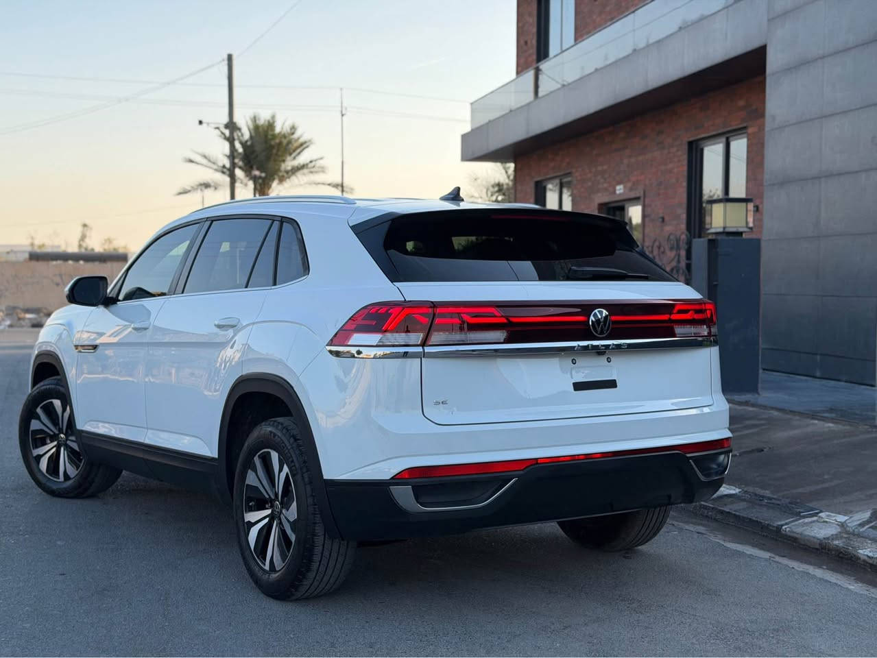 اطلس كروز سبورت 
2024 
مواصفات SE  
٤ سلندر 
ماشية 10 الف ميل 
سيارة باب مبدل بلادي و باب صبغ  ارباك فقط برده 
سعر /30800$
سيارة موجودة بشركة صباح حسن سليمان 
اربيل شارع ١٠٠ م 
1V2DE2CA0RC259827

للاستفسار 
***********
*********** أربيل, العراق
