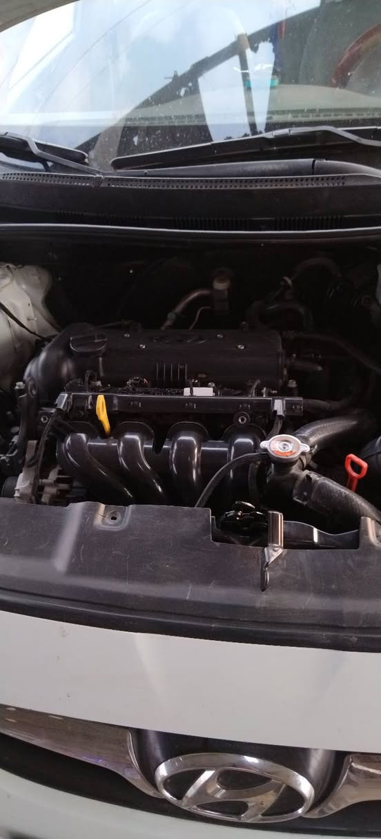 اكسنت ٢٠١٤ خليجي كفاله كير محرك دوش المرغوب
تبريد تدفئه دوشمه فتحت سقف سياره جاهزه ع الأخير
مكان كوت مركز المدينه السعر ١٠٥
***********
