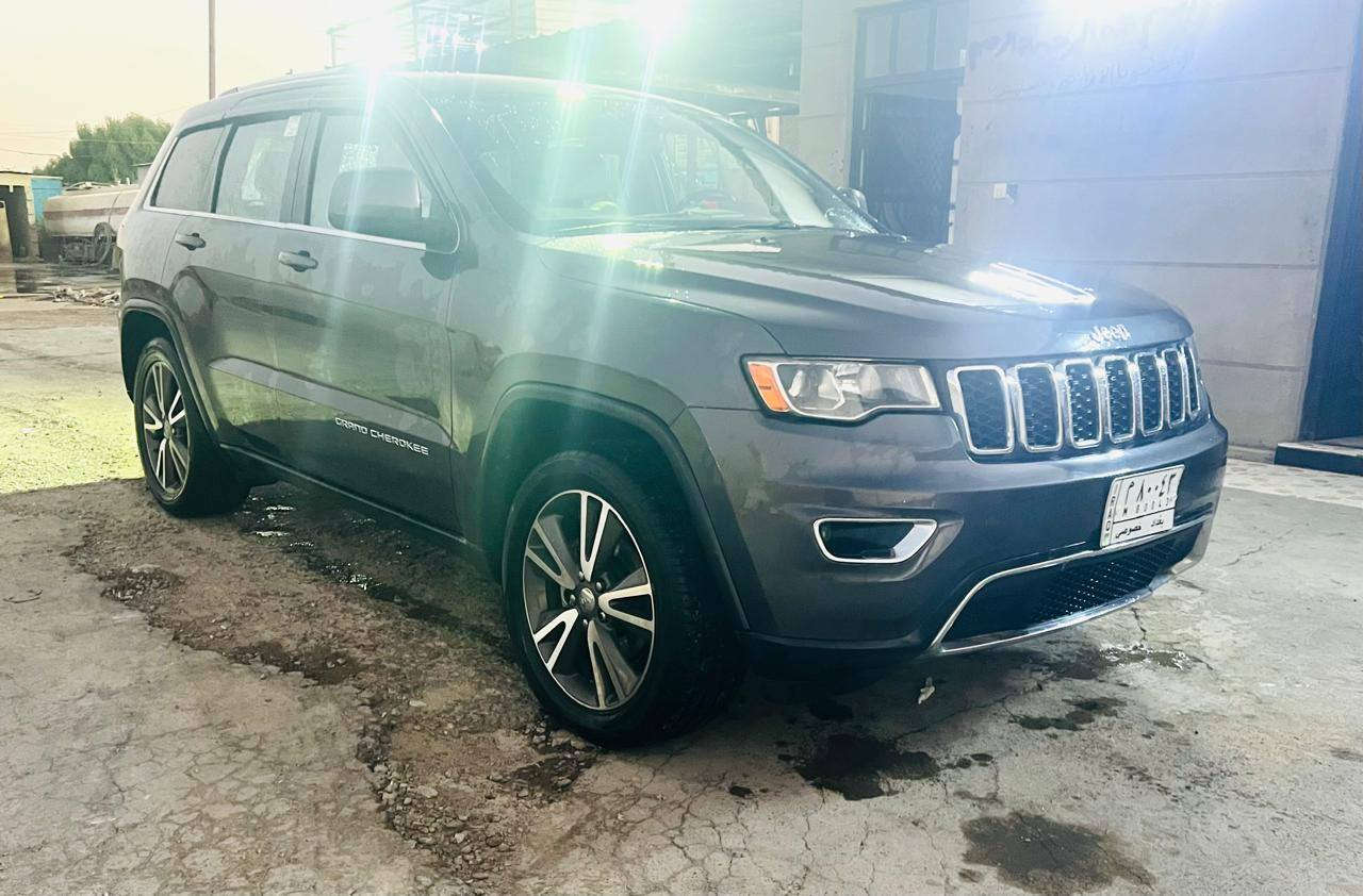 جيب لاريدو ٢٠١٨ اصل ١٦ رقم بغداد هزه جديده محرك ٣٦٠٠ بلادي بدون فتحه ويل ٢٠ وارد امريكي صور الحادث مرفقه ٤ قطع رش حادث جاملغ كشنات كهرباء جلد ابيض ماشيه ١٠٠ الف كير طياره ٨ نمر لايت منضومة زنون السعر ١٧٧
مكاني الانبار فلوجه 
هاتف ***********
