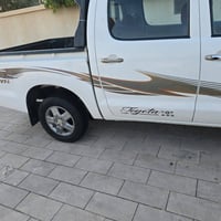 هايلوكس • ٢٠١١ • مكينة جديدة
