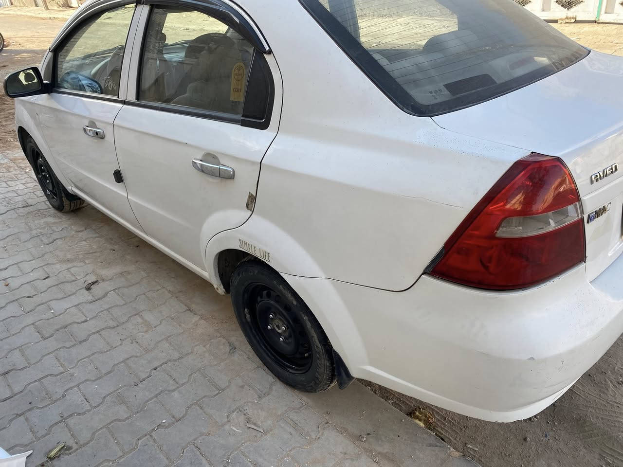 افيو موديل ٢٠٠٩گير عادي رقم سليمانية مثل ماموضح 
بيها قطعتين جاملغ خلف السائق والباب بدون دواخل وبيها تلحيضات وشخوط خفيفة 
حداديه جديدة وتخم تاير نظيف ٩٠٪؜ تدفئه تبريد بحالة ممتازه جداً
وكاله مضمونه تريد مداور بأسم كردي
السعر ٦٠ وبيها مجال

للأستفسار: ***********
