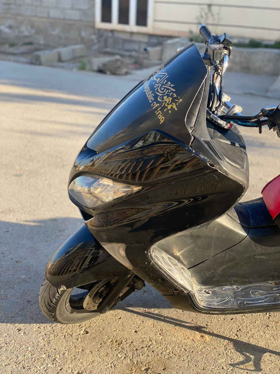 السلام عليكم دراجة فورزا صفر ٩ كرستال
كير ملغي يدات تدفئه 
مكينه لا تبخير لا تنقيص خير من الله 
بس بيها كفر بي شخط خفيف بدون كسر 
السعر ٨٠٠ وبيها مجال 
العنوان ديالى بعقوبة تحرير 
***********
