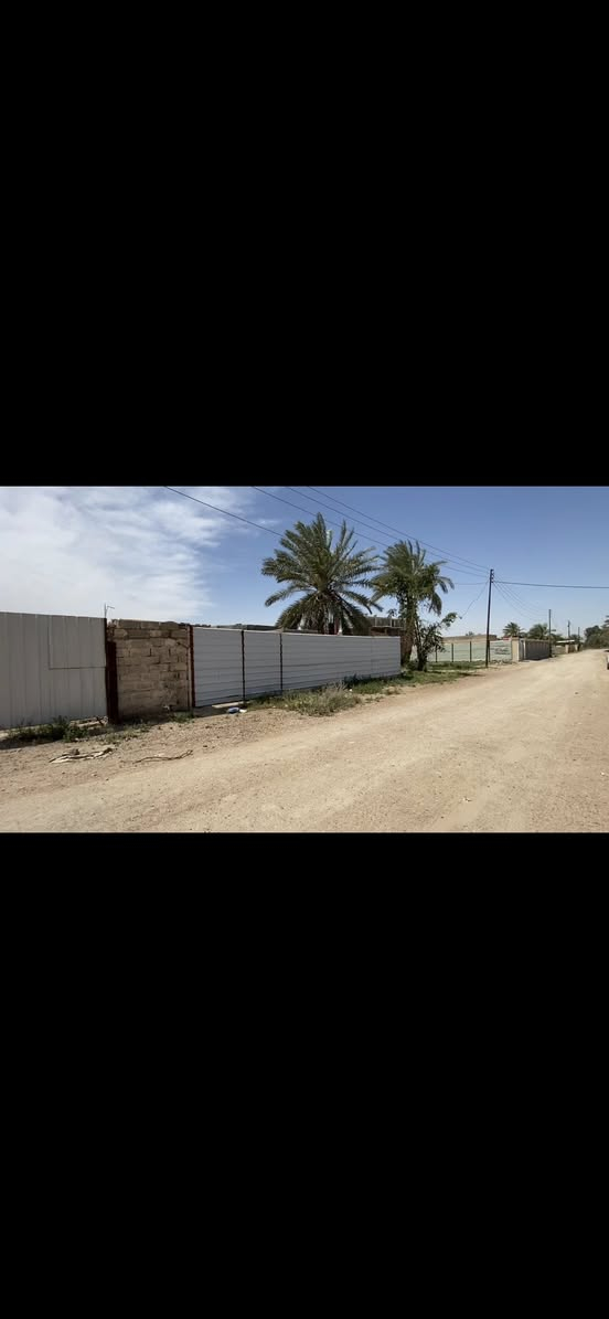 (  دونم ونص تجارية سند مستقل   )

الموقع / بغداد بجانب سريع بغداد محموديه القديم على شارع عريض كما يبعد دقائق عن الطابقين والدورة جاهزة  مخزن او مشروع سكني او تجاري او صناعي مخدوم بالكامل 

جنس العقار   / دونم ونص عقد سند مستقل  يتحول طابو زراعي سند 25  يحيط بكل جوانبه طابو 
***********
***********
