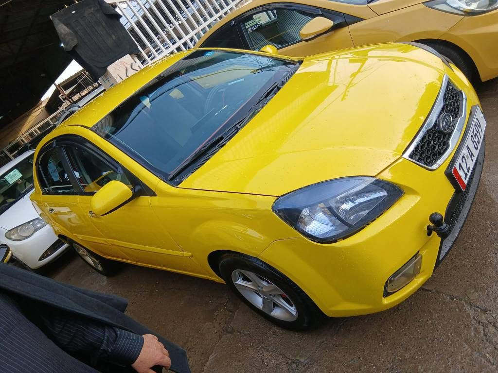 رقم نينوئ مصطره
غرامات هيئه 0
طخم تايه 
ضررها جاملق خلفي بدون داخل
شرط تحويل 
كاربون بانزين
السعر 95 وبيها مجال
مكلف بل نشر 
الرقم ***********
