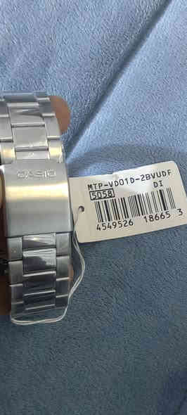 السلام عليكم مجموعة ساعات للبيع للاستفسار خاص او الاتصال على الرقم *********** واتساب.
