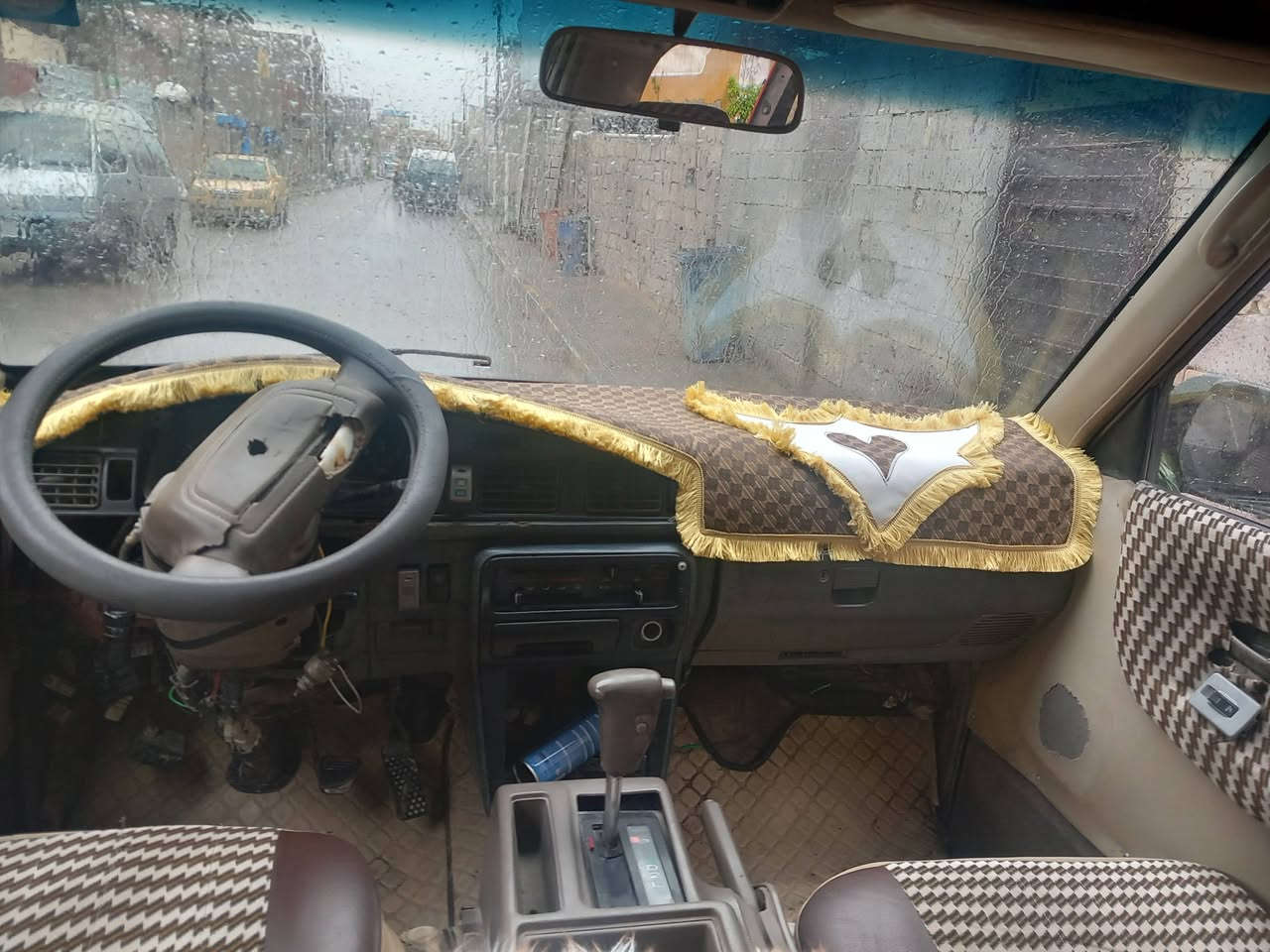 سلام.عليكم.سياره.لبيع.مكان.بل.حسينيه.مال.رشديه.سعر.٢٥رقمي.***********
