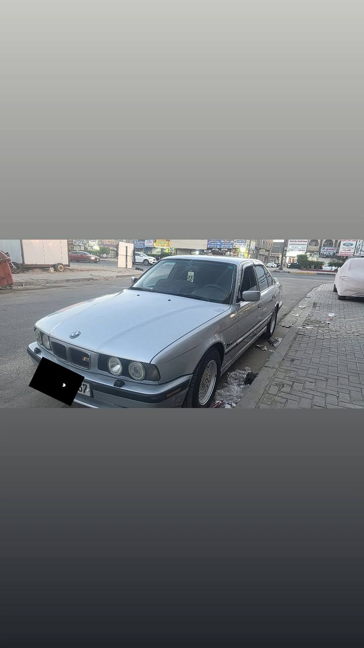 السلام عليكم
BMW ,530, سلندر8 
رقم دهوك السياره بأسمي تحويل سريع السعر 65 ورقه للاستفسار الاتصال بالرقم ***********
