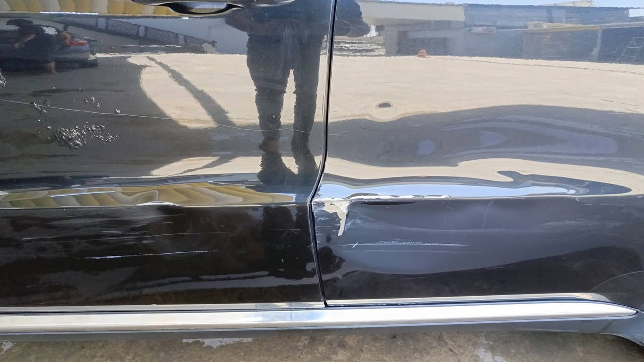 دورنكو ١٢هيمي رقم اربيل كفالة عامة وراد كندي 
ماشية210 حقيقي 
اكسن كير مكينة تبريد كله جديد ع شرط 
تبريد تدفئ 
فتحة حساسات سيارة فول. واحد على واحد 
مكاني سماوة 
سعره170بيه مجال  
استفسار***********
