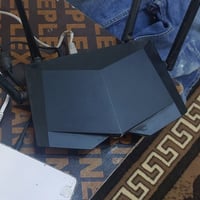 راوتر للبيع السعر ٢٥ هاتف 07710613005