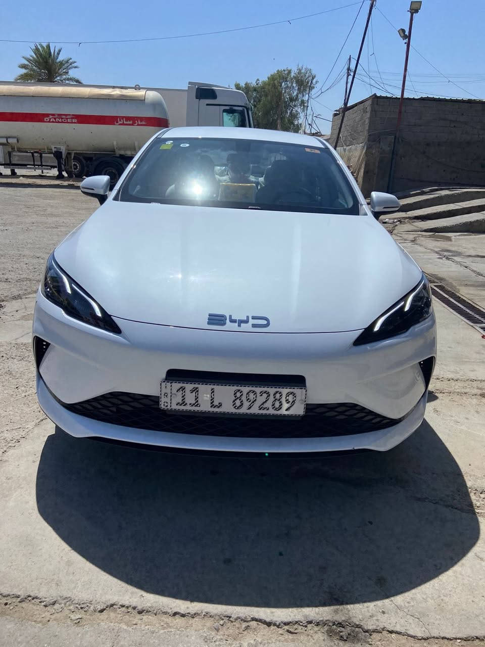 ‎السلام عليكم اخوان
‎للبيع BYD SEAL 5 

‎موديل 25

عداد المسافه كلي 10000     HEV يعني محرك4000 فقط مكان بغداد‎
السيارة عليها رقم حلو.      89289 ✨✨✨✨✨

‎السياره رقمها بغداد والسنويه بأسمي 

‎ملاحظه شاحنه اصليه شحن سريع وبطيء وكارت + فوم 

‎مواصفاتها معروفه 

‎محرك  1500 هجين ثلاث انظمه

‎شحن ذاتي + هايبرد + شحن خارجي

‎يمشي بالتفويله 2000 كيلو مع الشحن المنزلي 2100 

‎ مقاعد جلد ابيض

‎ شاشه وسطيه كبيره + كامره خلفيه دواره

‎دركه D جلد 

‎  بكلايت لِد 

‎بصمه + كارت

‎ هاند بريك بصمه اوتو هولد

‎ كيجات شاشه

‎ لايت لِد لايت اوتو + لِد صباحي

‎تبريد قطعتين

‎ ويل كب حجم 16
بيه طخه خفيفه بقبق الجنطه وبركن الدعاميه موضحات بلصور غير هذه الشي مكفول 
السعر19 مليون او ١٠٠

الشراي يتصل 

***********
 ***********
بي وات ساب
ملاحضه اني مكلف بلنشر رقم صاحب السياره بلمنشور Ali Mohammed
