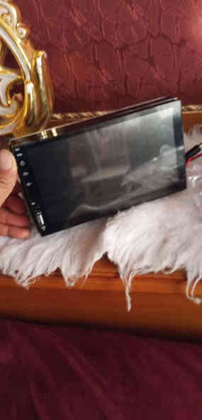 السلام عليكم 

شاشه جديده طك الكارتون 
نضيفه كامله هيه وفيشها 
وكامره وياها 
السعر 50 الف 

 مكاني ديوانيه

استفسار انتصال على الرقم ***********
