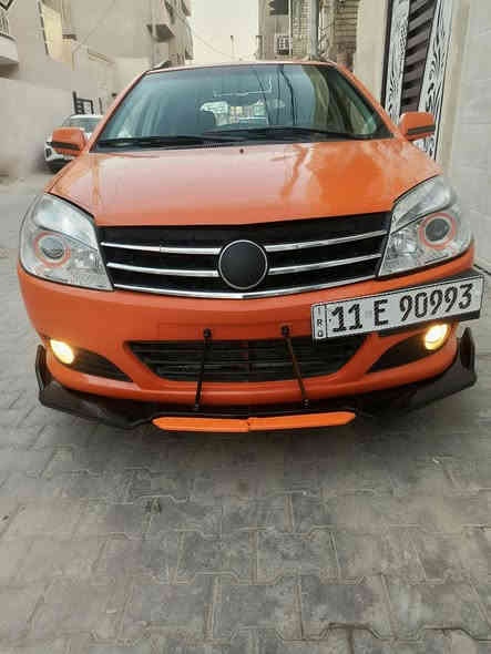 السلام عليكم جيلي أم كي كروز 2013سياره جديده صدر جديد وكهربيات كلها شغاله البنيد وقبق جنطه صبغ أثر جراد 
سعرها 48مجال بسيط مكانها بغداد رقم الهاتف ***********
