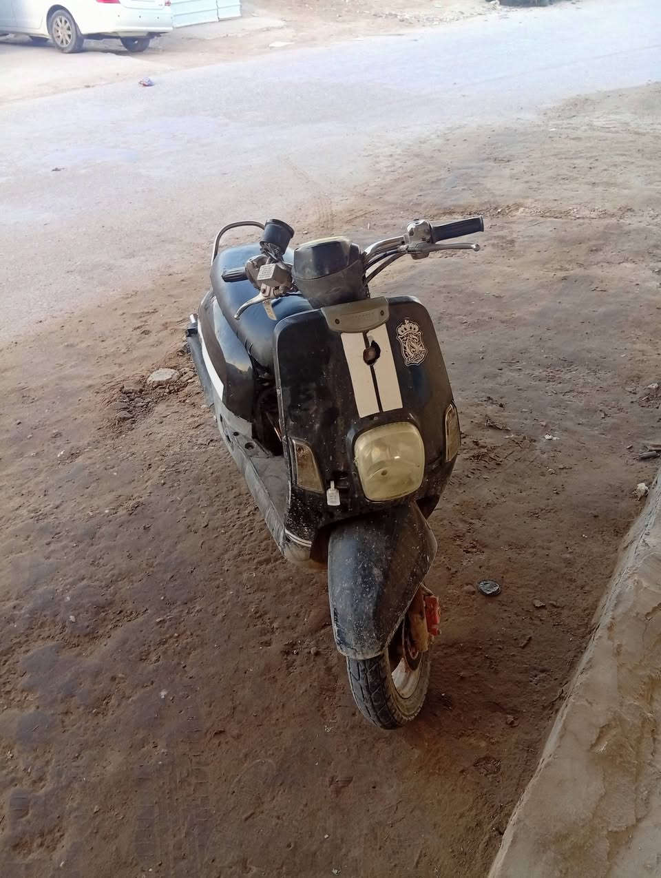 السلام عليكم دراجة بوليس نضيفة مكينة مفتوحة مرة وحدة عليه كلجات رياضي صالنصه اف ام
كيج رون رياضي معدل وشلعه فقط كفرات يحتاجن تبديل
للتواصل خاص


**إذا كنت صاحب هذا الإعلان وتريد حذفه لأي سبب، رجاءا أرسل رسالة إلى الدعم الفني**