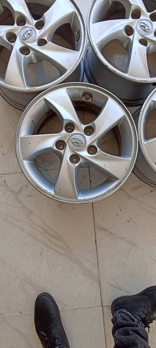طقم جنط 15 النترا md استيراد بالحساسات
الاسماعيليه 01***********00ج


**إذا كنت صاحب هذا الإعلان وتريد حذفه لأي سبب، رجاءا أرسل رسالة إلى الدعم الفني**