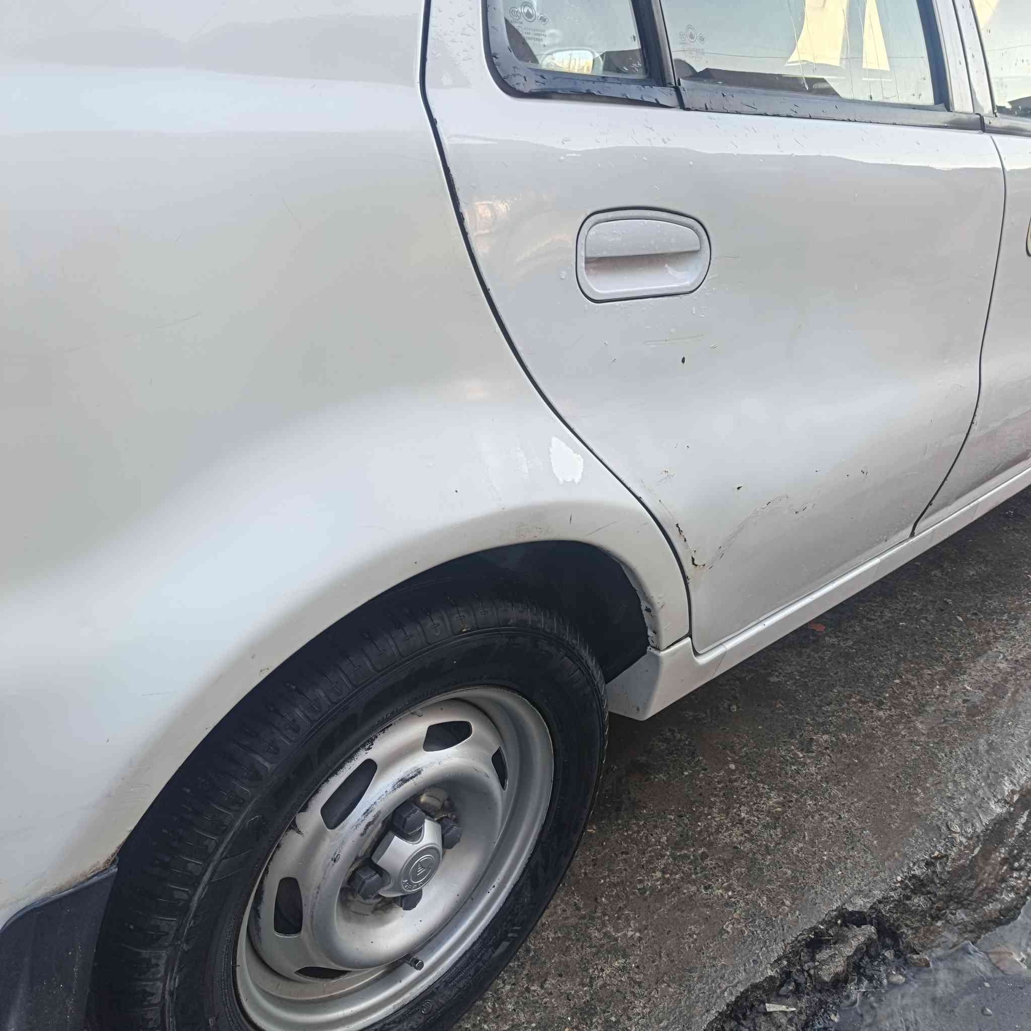 السلام عليكم سيكي للبيع 2013قصه جديده مكيمه كورلا  والمكينه والكير شرط
رقم نينوى  اني الشرعي ٥٢ وبيها مجال للاستفسار اتصال 
***********
بي واتساب
