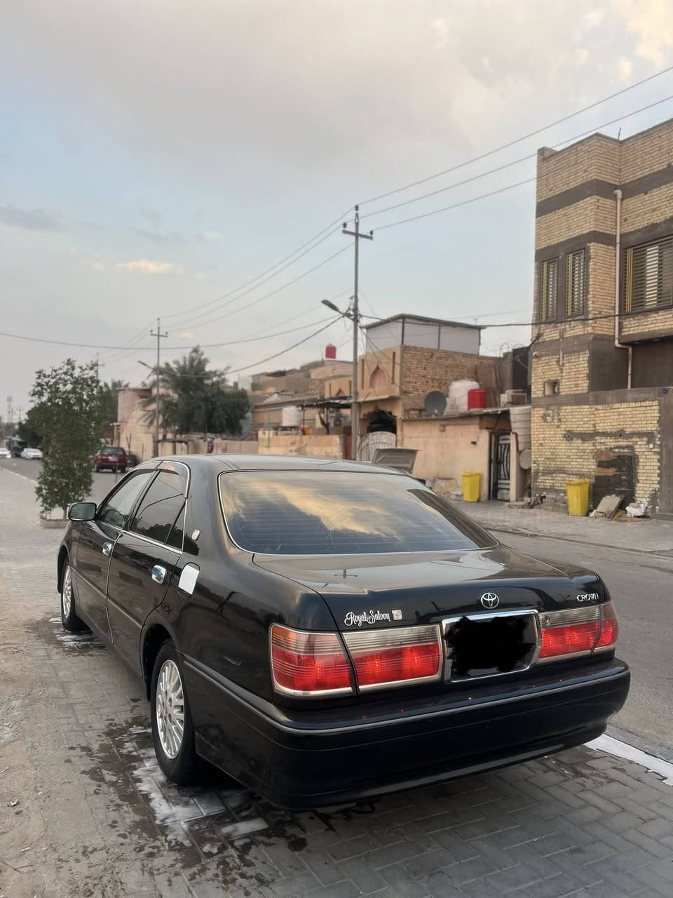 ملكه للبيع
السلام عليكم ملكه للبيع رقم بصره بسمي  انكليزي سنويه لل30
تسجيل جديد 
مكفوله من الكص و النقل و الضربه و الصبغ عدا اليابان 
4دكم تبريد تتفئه اربع كشنات كهرباء ثلاجه تبريد خلفي 
عاديه مو كرستال مديل 2000 
مكينه D4 الكبير 
معيود تحويرها فوك و جوه مشط اباجي ايسر 
مكانها بصره 
***********
