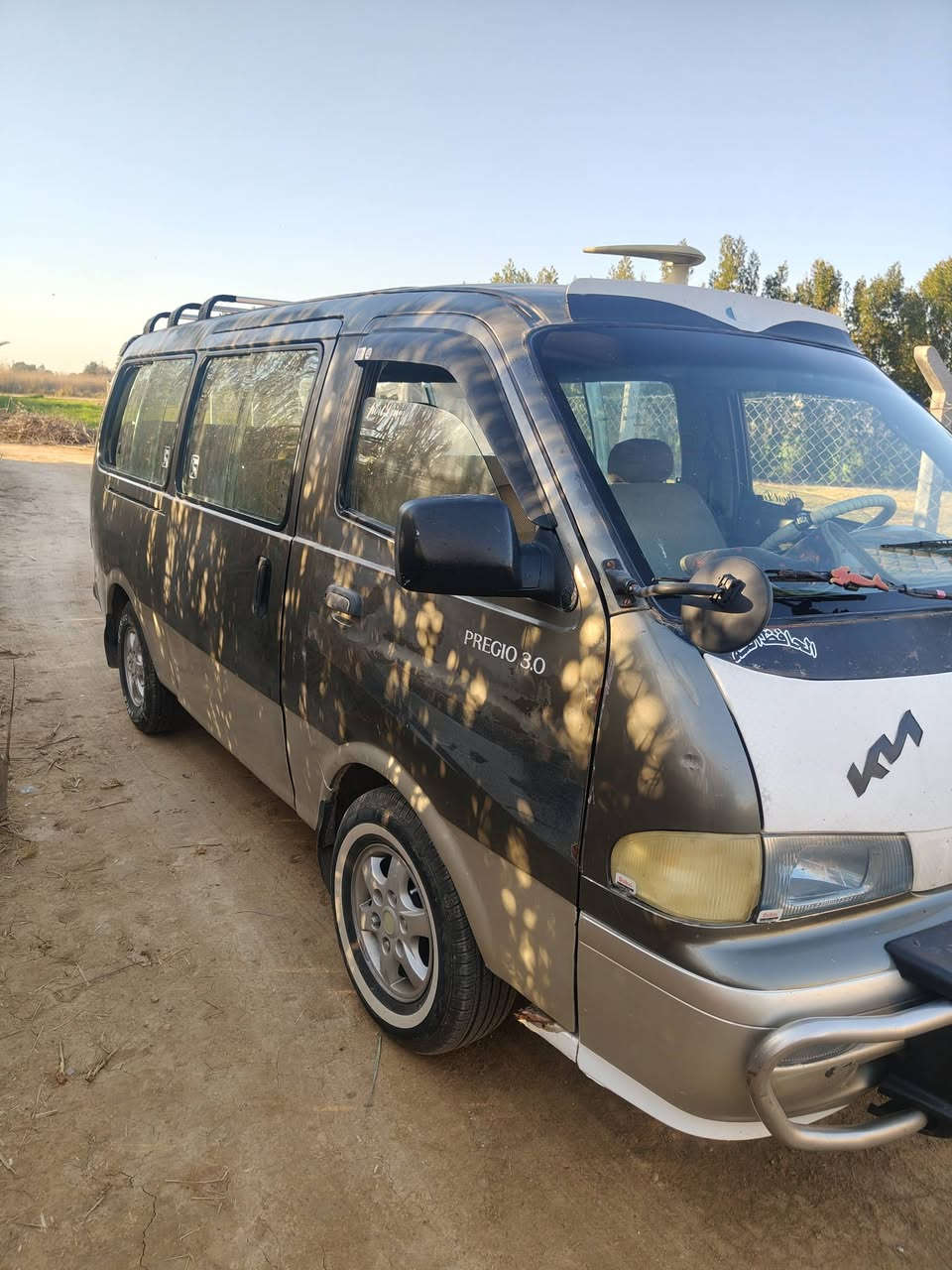 مكفوله كفاله عامه بس صبغ بربع وشاصي سكن معمر باقي كفاله رقم واسط بسمي مكاني واسط عزيزيه سعر 76 سنويه ل27 مكنينه 3000 /*********** موديل 2000
