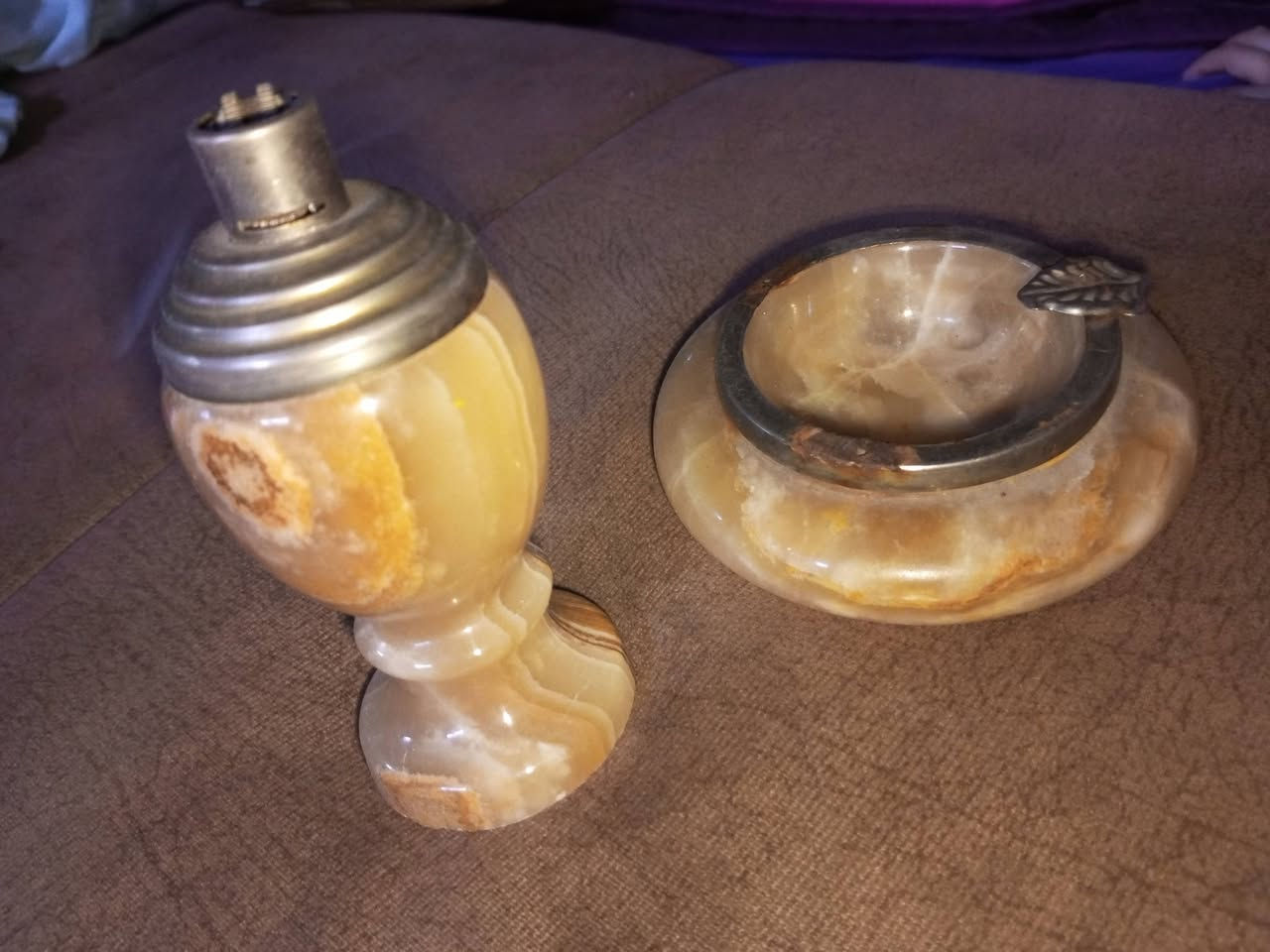 جداحه ونفاضه والدي جايبهن من تركيا بالسبعينات بيع او مراوس بخاتم من القديمات


**إذا كنت صاحب هذا الإعلان وتريد حذفه لأي سبب، رجاءا أرسل رسالة إلى الدعم الفني**