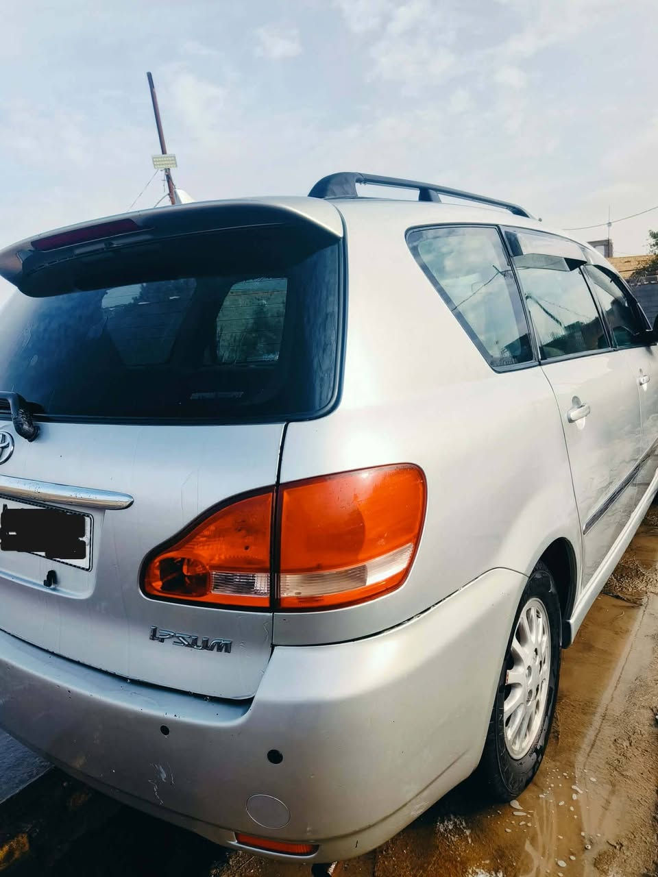 سلام عليكم للبيع فقط ابصم 2001 فول مواصفات عدا الفتحة رقم انكليزي جديد سنوية 28 كفالة من صبغ والبارد تبريد 3 قطع ثلج تخم تواير جدد مكينة كفالة  كارتون صارلهة يومين كير كفالة حساسات خلفية امامية شاشة ايباد حدادة 100باتري جديد كهربائيات شغالة سكليتر جديد سعر (120) وبيها مجال للشراي عنوان ذي قار
***********
