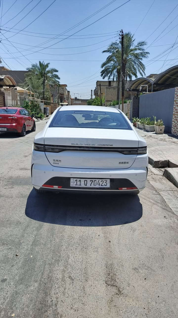 السلام عليكم BYD دستروير ٢٠٢٥ رقم بغداد سياره مكفوله من الصبغ وتبديل ولفتح بيه بارد بصيط سياره مكفوله كير مكينه حداديه بطاريه كله مكفوله السعر١٩ مليون و٣٠٠ وبيه مجال بصيط للستفسار*********** بغداد الطالبيه
