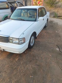 كراون • ٢٠٠٠ • ٣ قطع صبغ